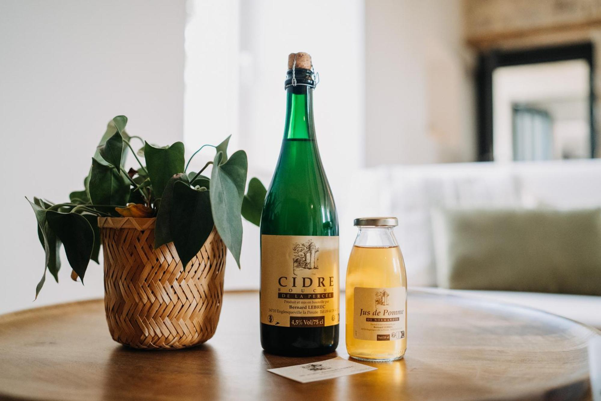 Le Clos D'Omaha Englesqueville-la-Percée Exteriör bild